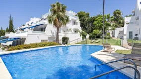 Comprar apartamento en Nueva Andalucia de 3 dormitorios