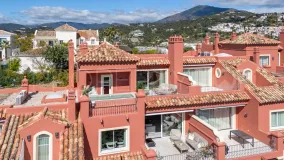 Comprar atico duplex de 2 dormitorios en Monte Halcones