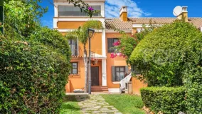Se vende adosado en Guadalmina Alta