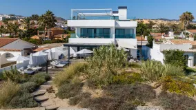 For sale villa with 6 bedrooms in Costabella