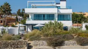 For sale villa with 6 bedrooms in Costabella