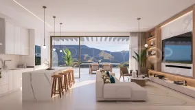 2 bedrooms apartment for sale in Estepona East