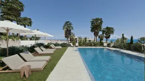 Estepona, apartamento planta baja a la venta de 2 dormitorios