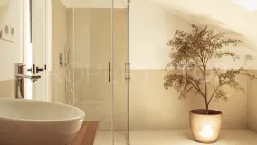 Ático en venta con 3 dormitorios en Nueva Andalucia