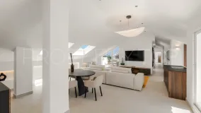 Ático en venta con 3 dormitorios en Nueva Andalucia