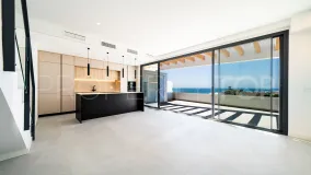 Duplex penthouse for sale in La Carihuela with 2 bedrooms