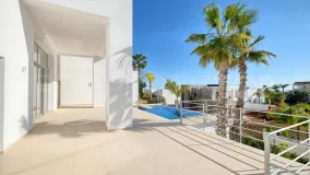 Villa for sale in Benahavis