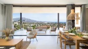 Villa for sale in Benahavis with 4 bedrooms