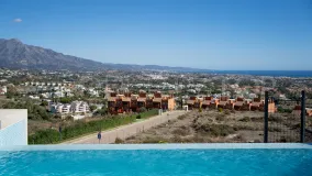 Villa for sale in Benahavis with 4 bedrooms