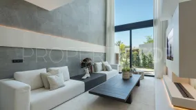 Comprar villa pareada en Marbella de 4 dormitorios