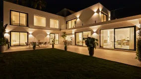 Nueva Andalucia, villa a la venta de 4 dormitorios