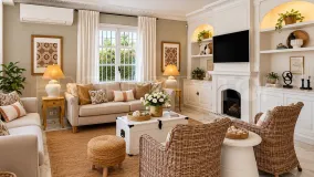 For sale town house in Nagüeles with 3 bedrooms