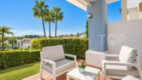 Apartamento planta baja en venta en Los Arqueros con 2 dormitorios