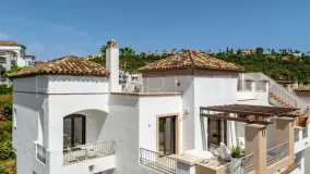 Penthouse for sale in Los Arqueros with 3 bedrooms