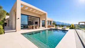 Buy Benahavis 3 bedrooms villa