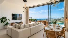Comprar villa con 3 dormitorios en Benahavis