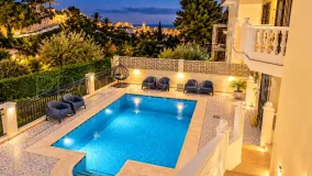 Villa de 9 dormitorios en venta en Mijas Costa