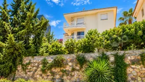 Villa de 9 dormitorios en venta en Mijas Costa