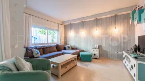 For sale town house in San Pedro de Alcantara with 5 bedrooms