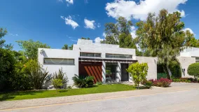 Villa for sale in Marques de Guadalmina with 4 bedrooms
