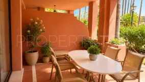 Ground floor apartment for sale in La Alzambra with 2 bedrooms