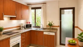 Ground floor apartment for sale in La Alzambra with 2 bedrooms