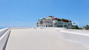 For sale 6 bedrooms duplex penthouse in Marbella - Puerto Banus