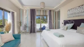 For sale El Paraiso 5 bedrooms villa