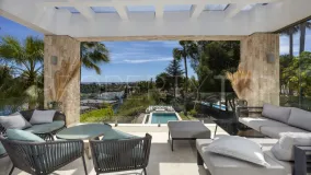 For sale El Paraiso 5 bedrooms villa