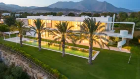Comprar villa de 5 dormitorios en Finca Cortesin