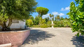 Se vende villa en Paraiso Medio