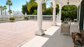 Se vende villa en Paraiso Medio