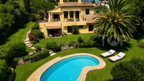 Comprar villa de 5 dormitorios en Bahia Dorada