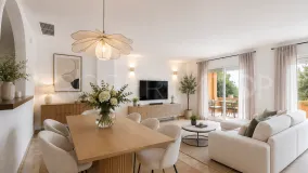 For sale town house in La Galera Park with 3 bedrooms