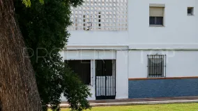 Nueva Andalucia, local comercial en venta