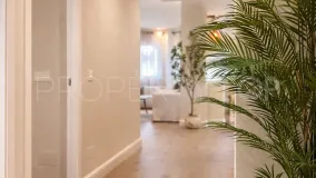 Estepona Puerto, apartamento planta baja con 3 dormitorios en venta
