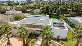 Villa with 6 bedrooms for sale in Zona B