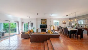 Villa a la venta en Sotogrande Alto con 5 dormitorios