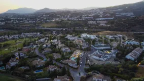 Villa con 6 dormitorios en venta en Nueva Andalucia