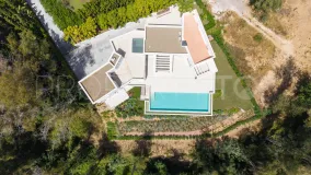 Zona F 5 bedrooms villa for sale