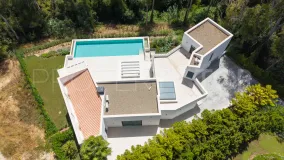 Zona F 5 bedrooms villa for sale
