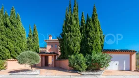 Zona B, casa de 5 dormitorios en venta