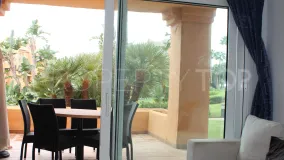 For sale ground floor apartment in La Duquesa
