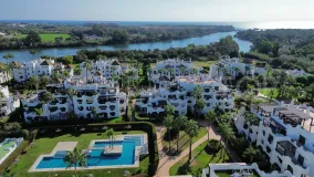 Comprar apartamento con 3 dormitorios en El Polo de Sotogrande