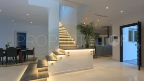 Villa in Nueva Andalucia for sale