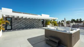 Villa en venta en Aloha de 5 dormitorios