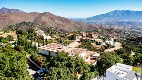 Villa en venta de 5 dormitorios en Marbella Este