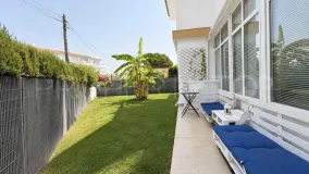 For sale ground floor apartment in El Faro de Calaburras