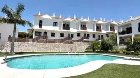 4 bedrooms town house in Riviera del Sol for sale