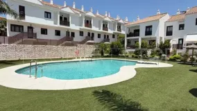 4 bedrooms town house in Riviera del Sol for sale